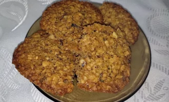 Auzu pārslu cepumi ar valriekstiem