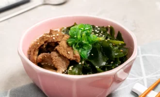 Zupa no jūraszālēm «Wakame»