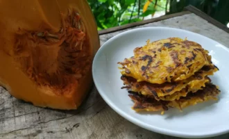 Kraukšķīgas ķirbju pankūkas